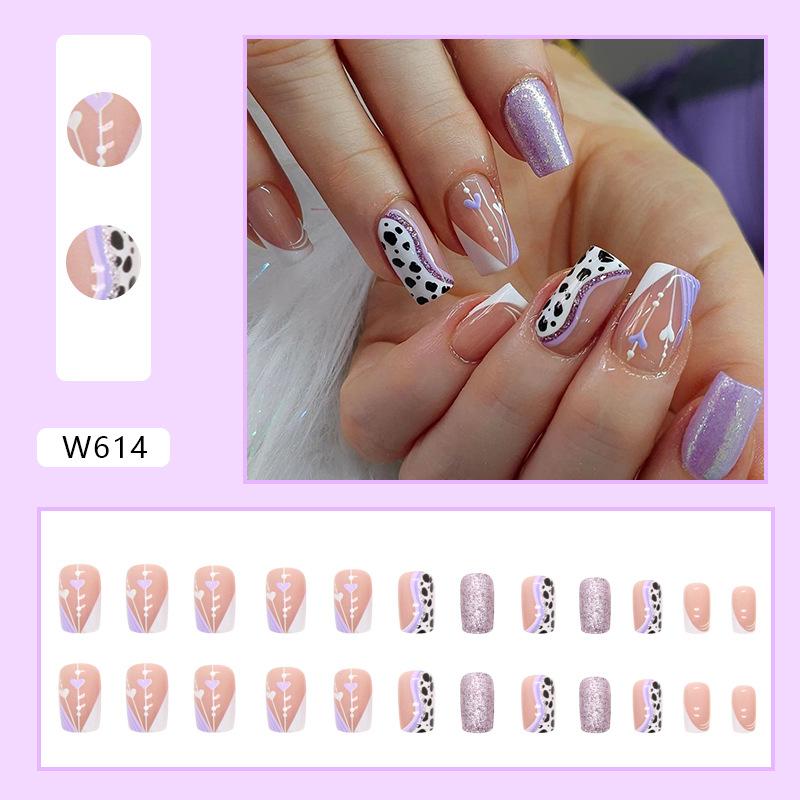 

Medium and long European and American sweet girl cow pattern love fake nails pink girl style wearing style