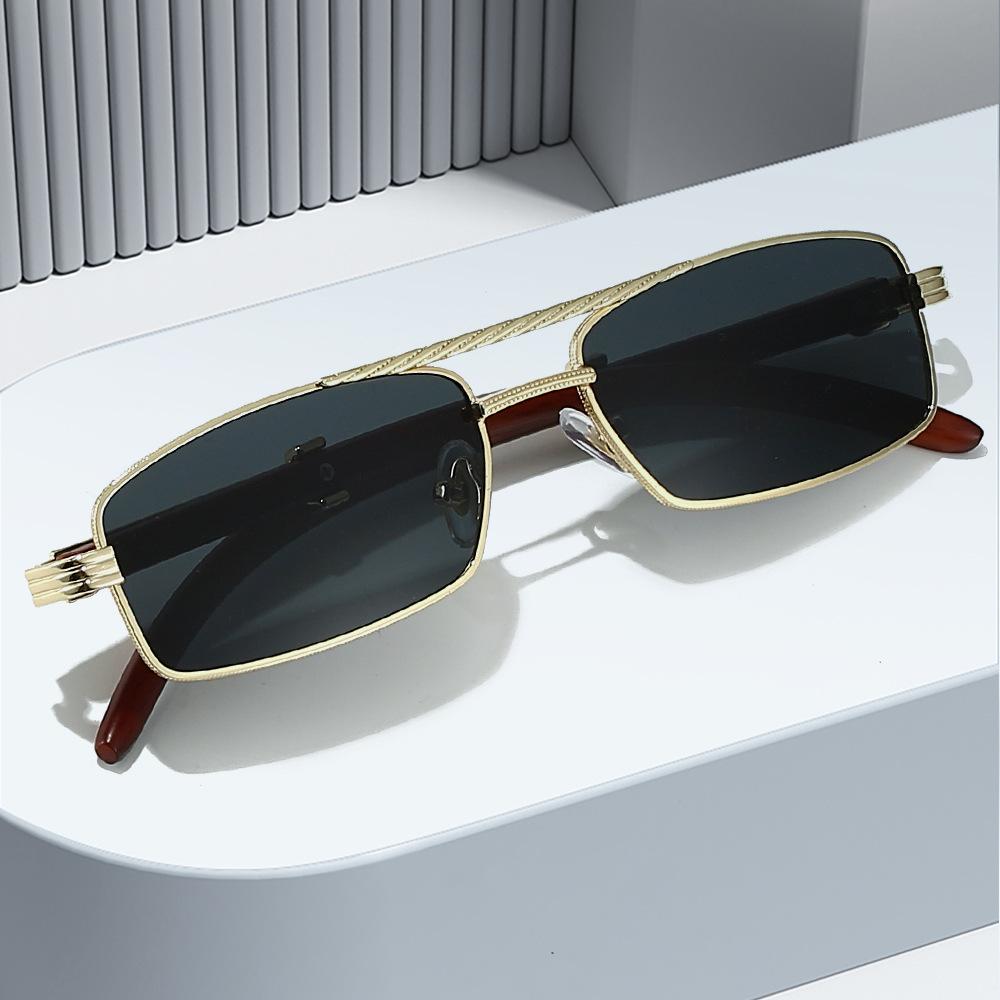 New Metal Rectangle Sunglasses for Women Men Stylish Mini Frame Double Bridge Wood Grain Design