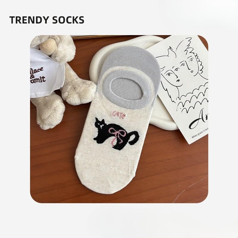Spring and Summer Cartoon Animal Pattern Women's Boat Shoes Simple and Versatile Non-slip Invisible Socks Thin Cotton Breathable Short Socks