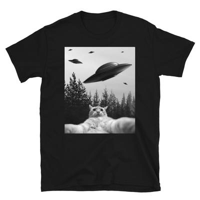 UFO Funny Cat T-Shirt Unisex T-Shirt