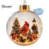 Weihnachtsbaumschmuck Story Ornament, 8 cm Kugel-Hängedekoration mit Mini-Feiertagsszene, Bruchfeste Kugeln im Inneren, Klarer Kunststoff-Weihnachtsanhänger