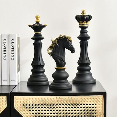 Deko & Wohnaccessoires – Statuetten
