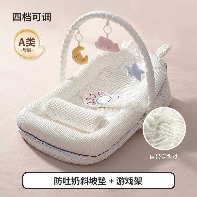 Schrägkissen Baby Anti-Spuckmilch Schrägkissen Anti-Überlauf Milch Erstickung Baby Liegend Schlafen Fütterungsartefakt Neugeborenes Bett-im-Bett