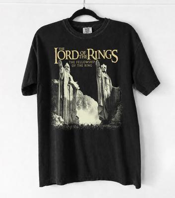 Retro Fellowship of the Ring Shirt, The Lord of the Rings Shirt, Vintage Argonath Pillars of Kings Graphic Tee, Fantasy Movie Top