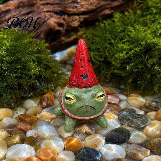 Handmade Frog Sculpture Miniature Figurine, Little Statue with A Party Hat, Decorative Resin Ornament for Outdoor Garden Courtyard Whimsical Decor