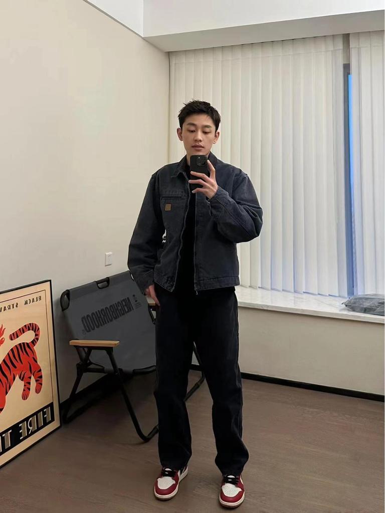 Carhartt J97 Unisex Distressed Workwear Zippered Jacket