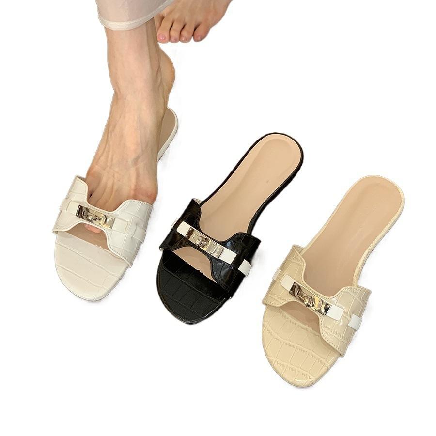 One-word Slippers Women's Summer Wear 2025 New Korean Version Fairy Casual Large Size Retro Flat-bottomed Beach Sandals