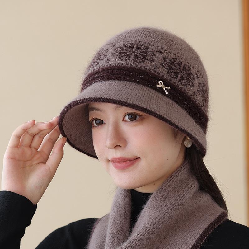 New Autumn and Winter Thickened Color Matching Thermal Hat Cold Mother Basin Hat Middle-aged and Elderly Fashion Hat