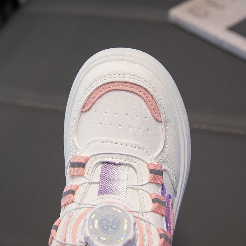 Atmungsaktiver Sport-Sneaker für Kinder mit weicher Unterseite, neuer Freizeitschuh für Schüler mit rutschfester Sohle