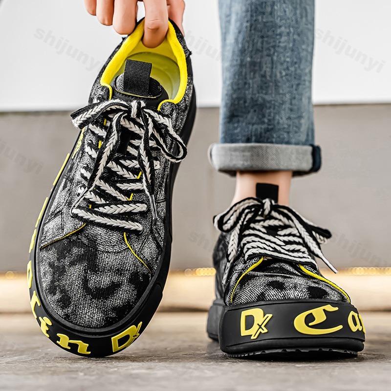 Fashion Fashion Trend Casual Thic Soled Canvas Men's Shoes 2025 New Autumn Low Top Comfortable Versatile Niche Non Slip Chunky sneakers