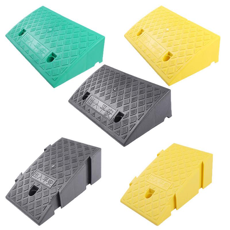 Car Ramp Sill Pad - Plastic Vehicle Curb Slope & Speed Bump