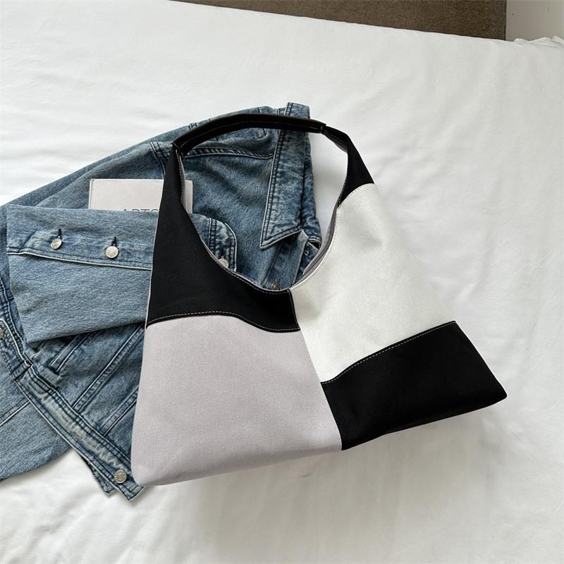 Stylish And Chic Large Capacity Spring 2024 Canvas Tote Bag For Daily Commute