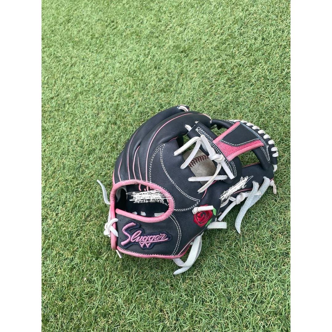 Used Kubota Slugger for infielders, softball order, 2 little fingers, Wilson 87 type