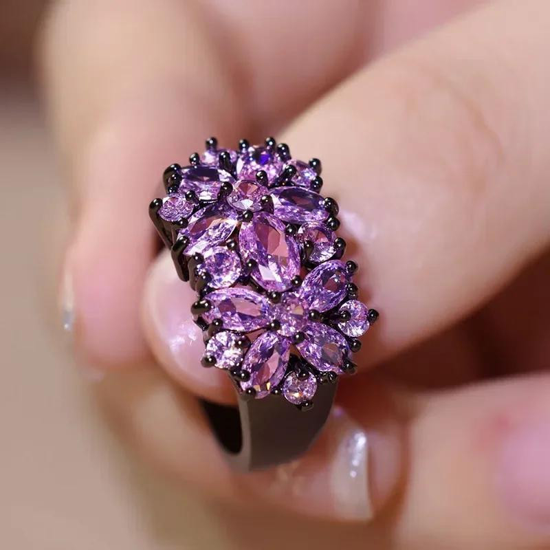 2025 New Purple Cubic Zirconia Ring with Sparkling Square Crystal, High End Women's Personalized Fashion Cocktail Party Zircon