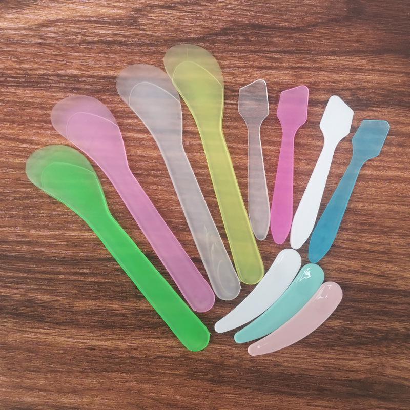 Crescent-Shaped Plastic Mask Mixing Spoon and Scraper