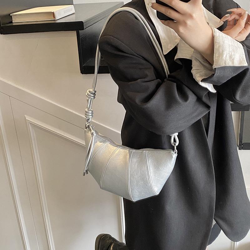 Niche Design Bag Women's New Fashion Shoulder Crossbody Croissant Bag High-end Underarm Dumpling Bag
