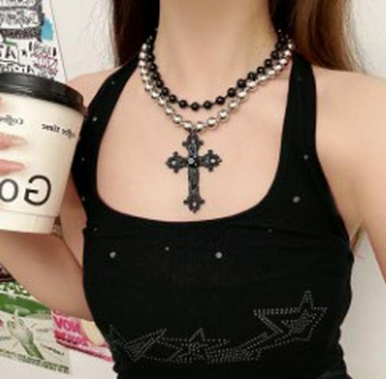 Gothic Rhinestone Clavicle Necklace: Retro Cross Sweater Chain