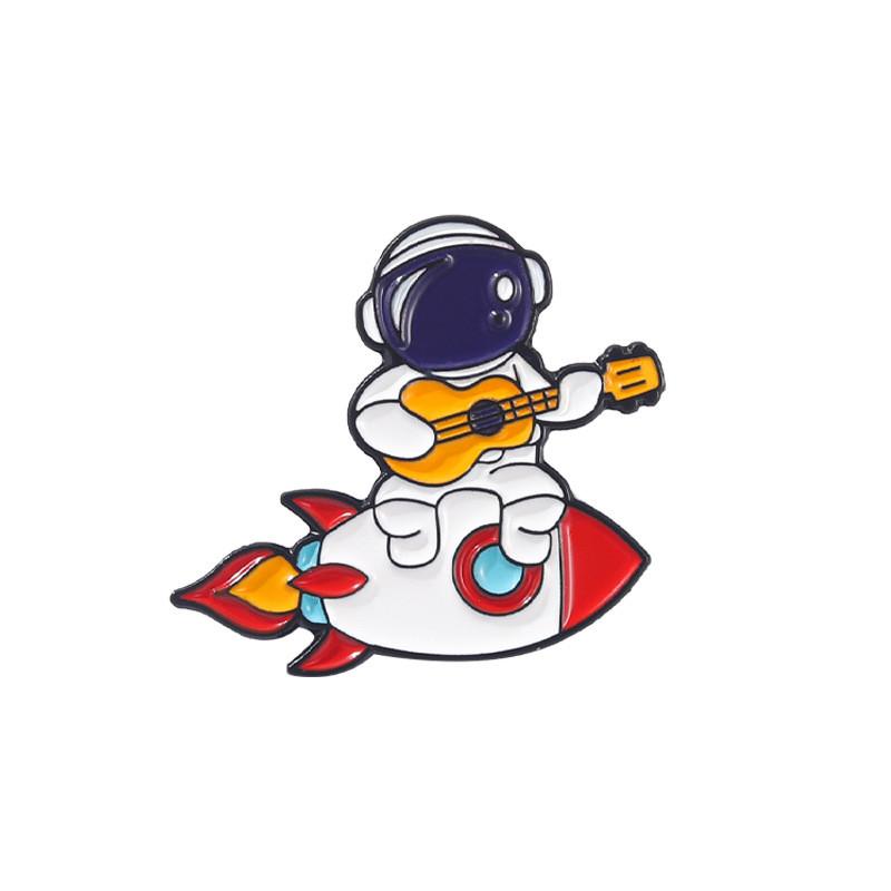 Stylish Astronaut Geometric Badge Pin Made Of Durable Alloy For All Gender Wear
