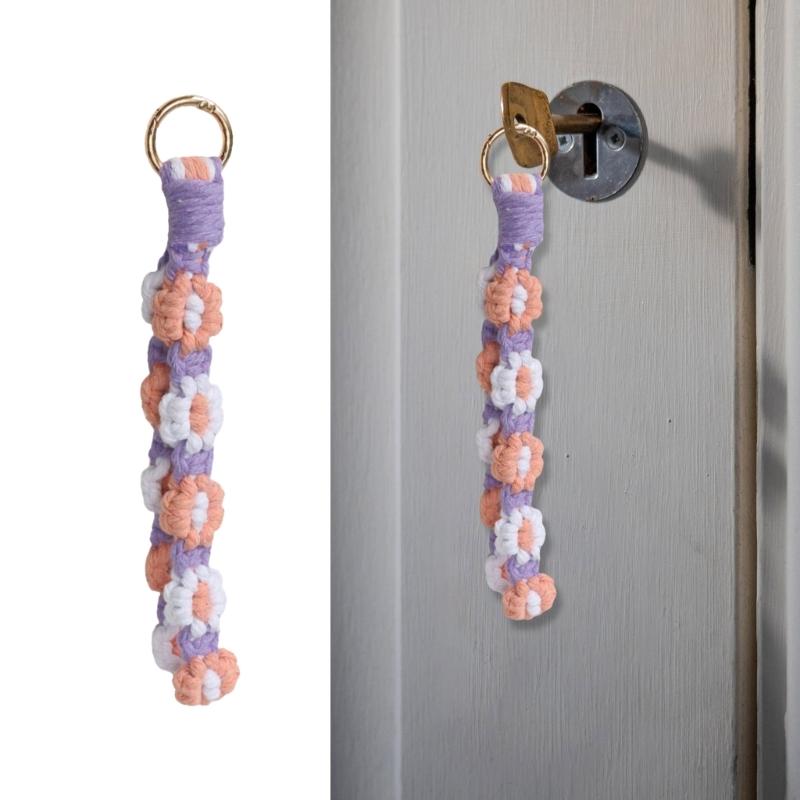 Handmade Crochet Daisy Keychain handwoven Cotton Rope Handwoven Bag Keys Accessory for Women Girls Gift