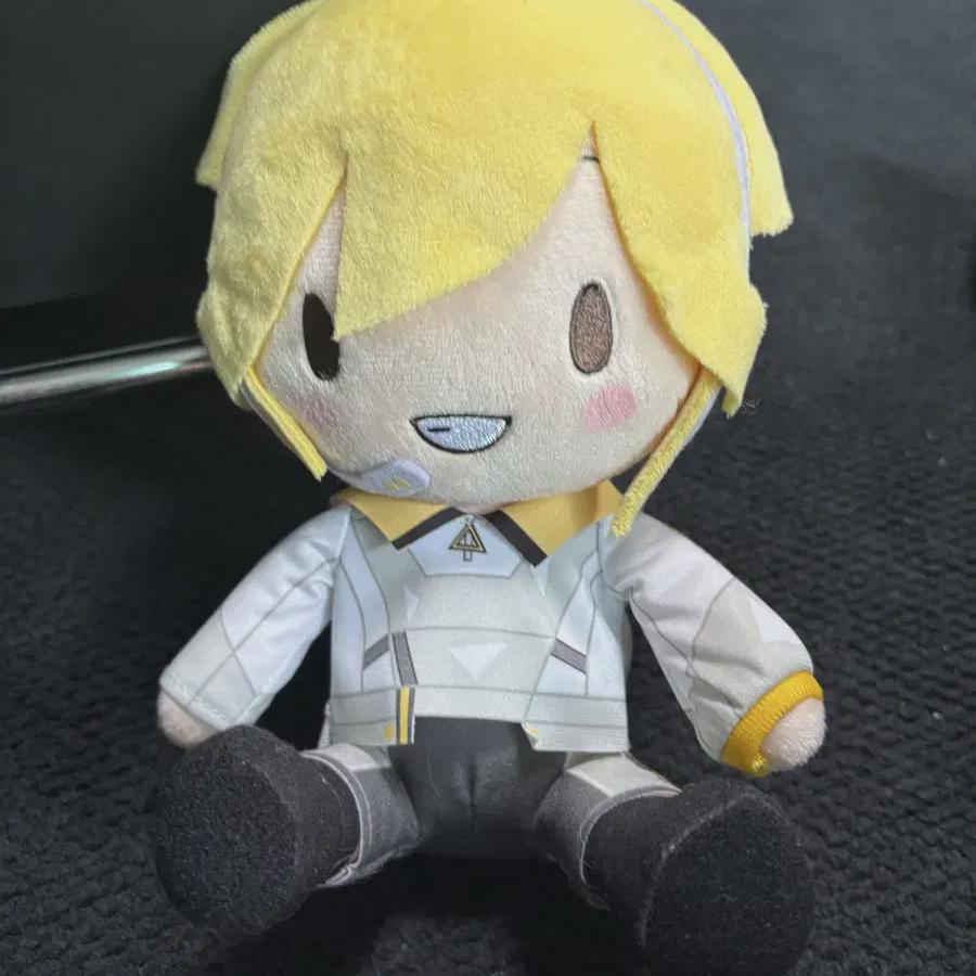 

Kagamine Ren Fuwapuchi s Sister Doll