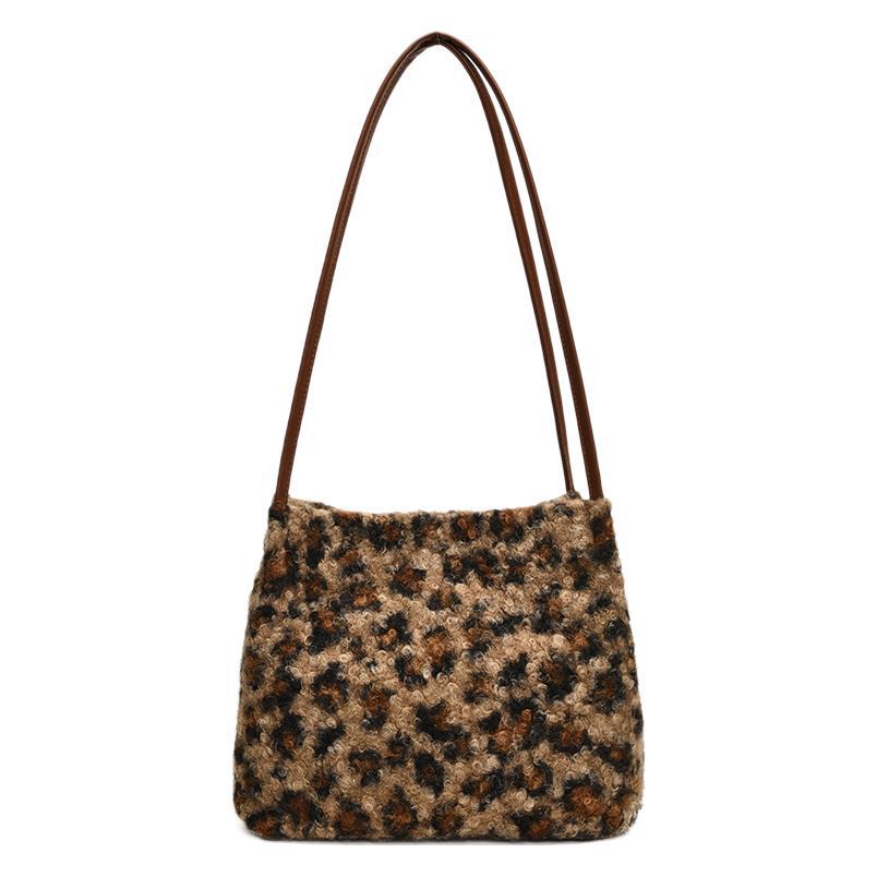 2025 Autumn and Winter New Korean Version Plush Woolen Small Square Bag Large Capacity Shoulder Women's Bag Leopard Print Underarm Hair Bag