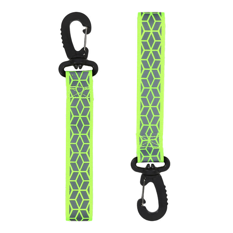 2Pcs High Visibility Reflective Keychain - Double-sided Safety Strip, Suitable for Night Running and Cycling