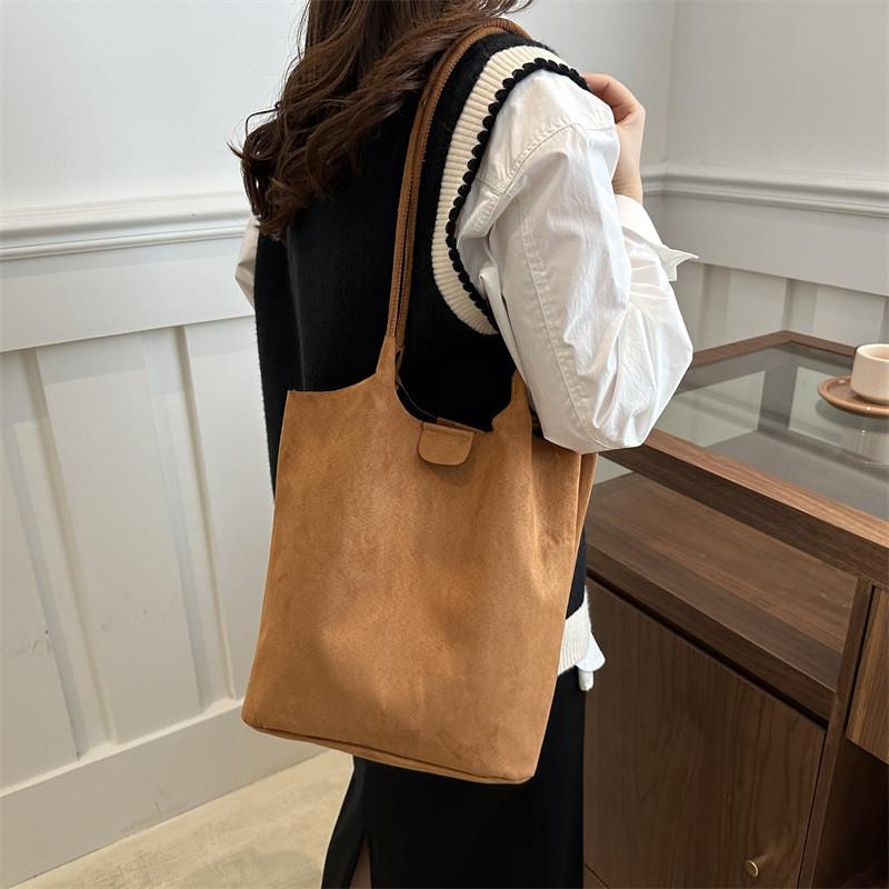 Trendy Vintage Large Capacity Canvas Tote Bag For Women In Black Brown And White Colors