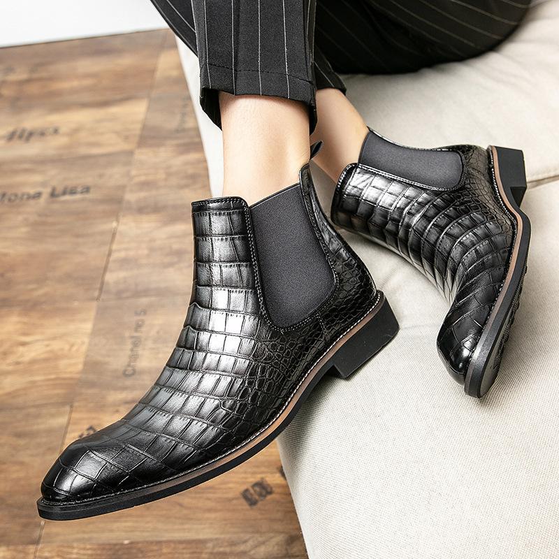 2025 Autumn and Winter Men's Shoes Retro Trend Chelsea Boots High-top Large Size Leather Short Boots Fashionable European and American 6812 Boots