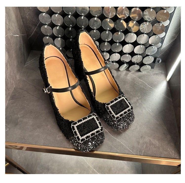 

Лето 2025 новые туфли-лодочки на толстом каблуке в стиле Сяосянфэн, с открытым вырезом, в универсальной цветовой гамме, с высоким темпераментом, с квадратной пряжкой, на высоком каблуке, Мэри Джейн 39 чёрный