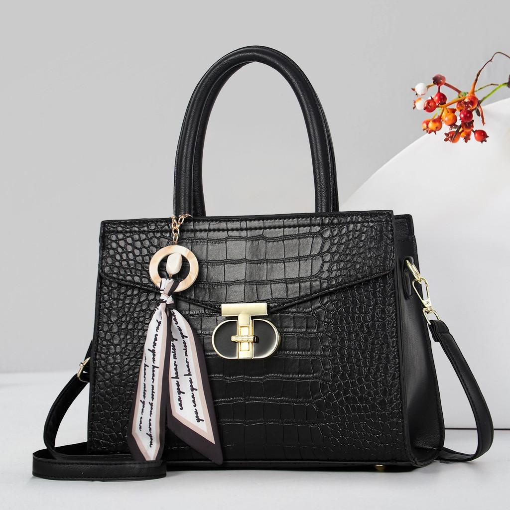 Sophisticated And Sleek Womens Tote Bag In Various Colors For Daily Essentials Fashion
