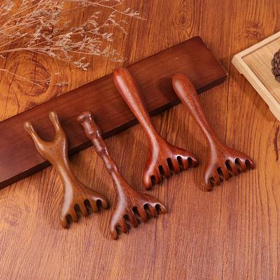 1 Stück Natürliches Goldenes Sandelholz Fünf-Klauen Kopfhautmassagegerät Gua Sha Werkzeug Rückenkratzer Spa Handheld Meridian Massagekamm Haarpflege