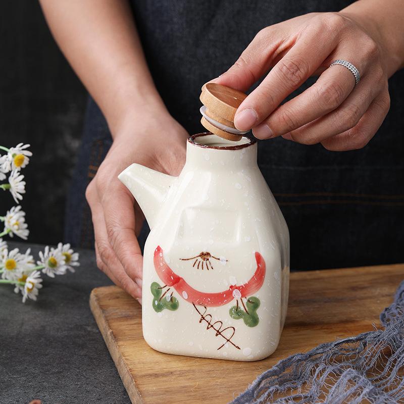 Ceramic Sauce Pot Japanese Style Vinegar Dispenser Soy Sauce Seasoning Tool Cooking Olive Oil Pouring Bottle with Leakproof Lid