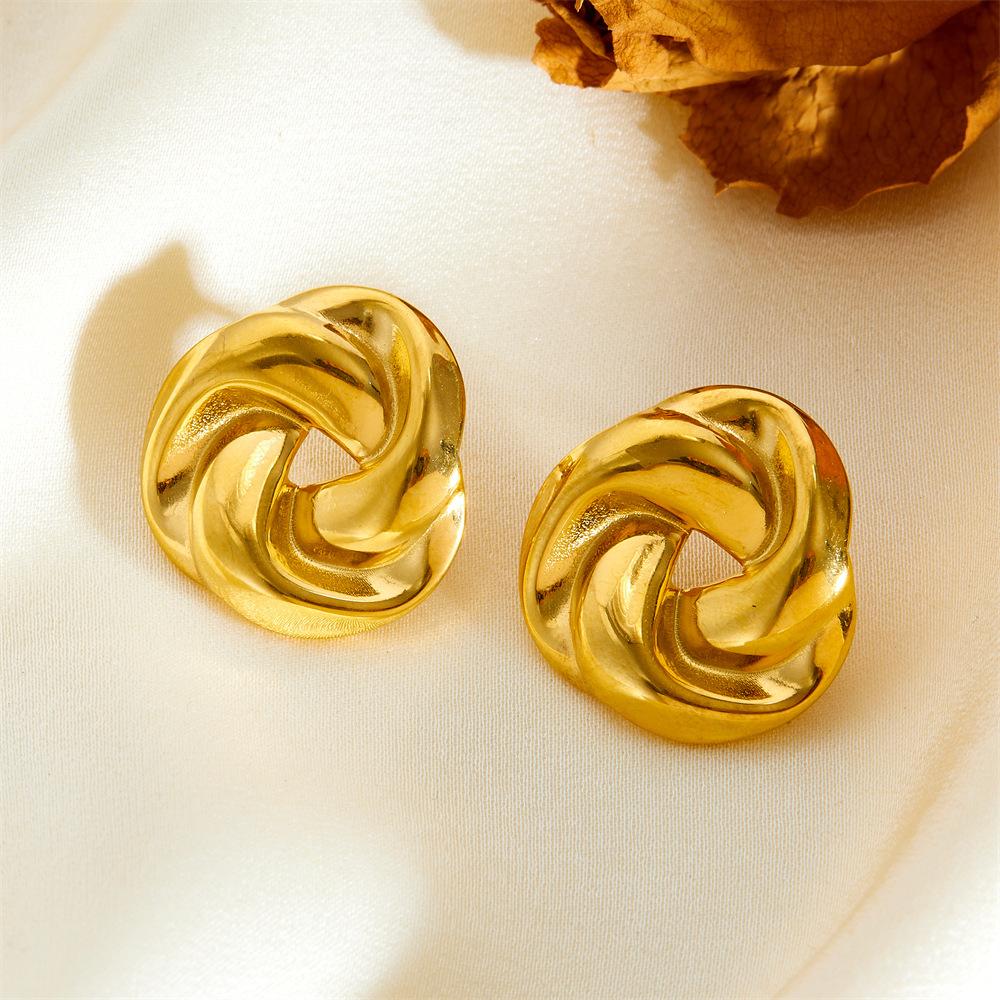 Simple Stud Earrings Fashion OL Light Luxury High-end Earrings Niche Personalized Metal Earrings Ins Style