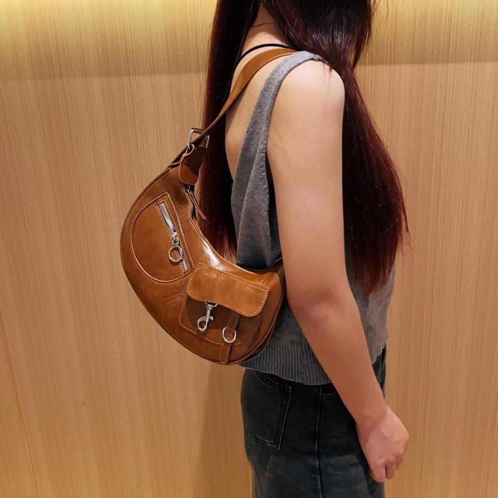 Y2k Creatieve Schoudertas Heet Cool Sac Femme Onderarmtassen voor Vrouw 2026 Nieuwe Motorfiets Bolso Brede Riem Bolsos De Mujer