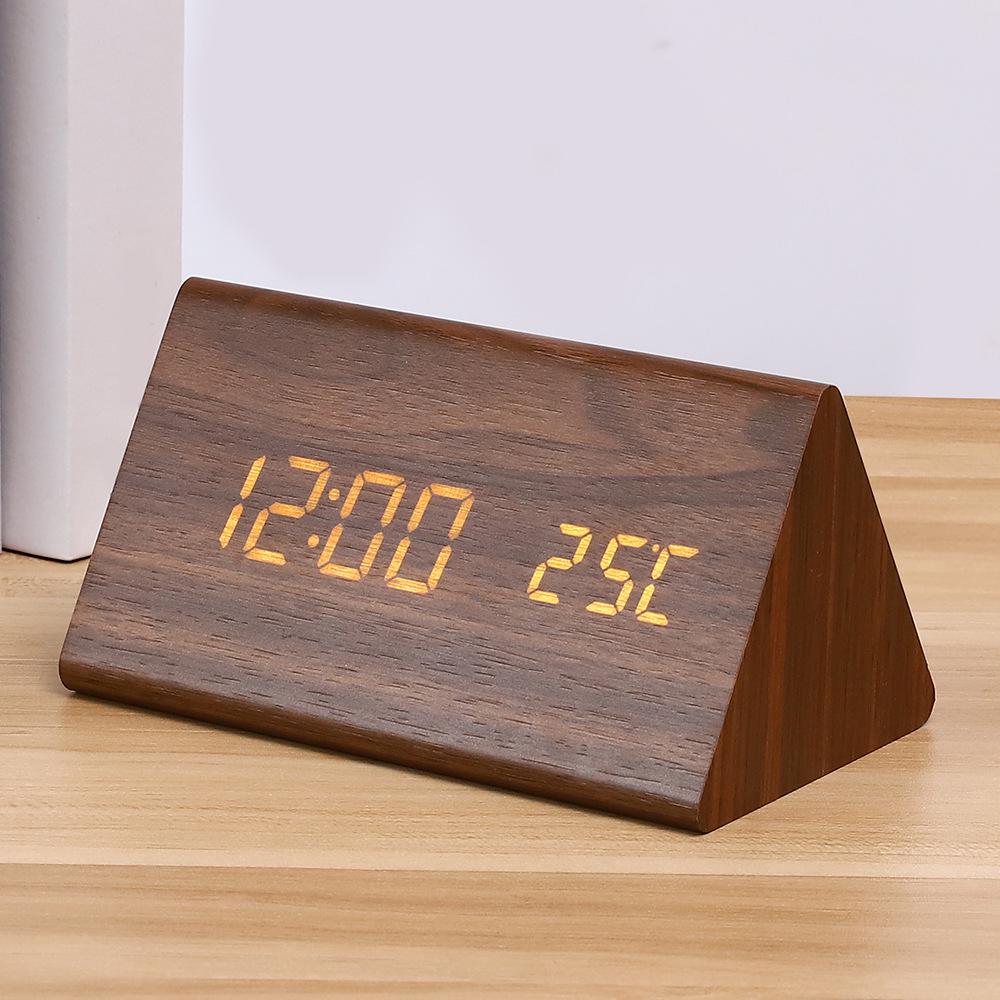 LED Digitaluhr aus Holz mit Sprachsteuerung & Thermometer