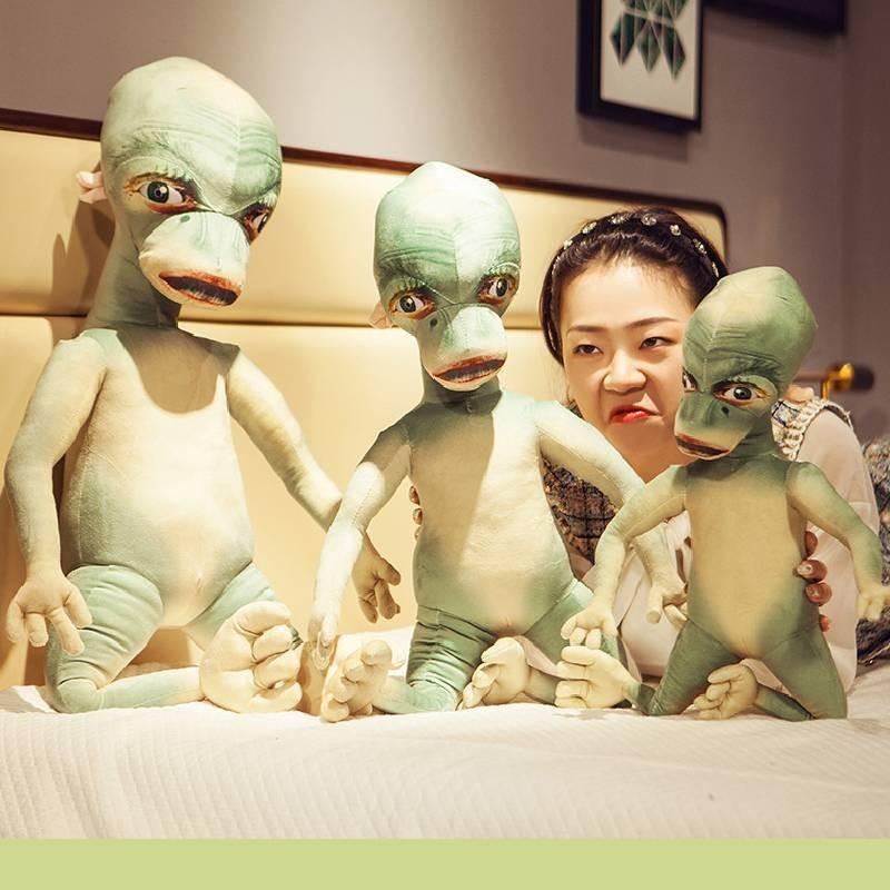 Creative Alien Plush Pillow Funny Doll Prank Toy Soft Crystal Plush Birthday Gift