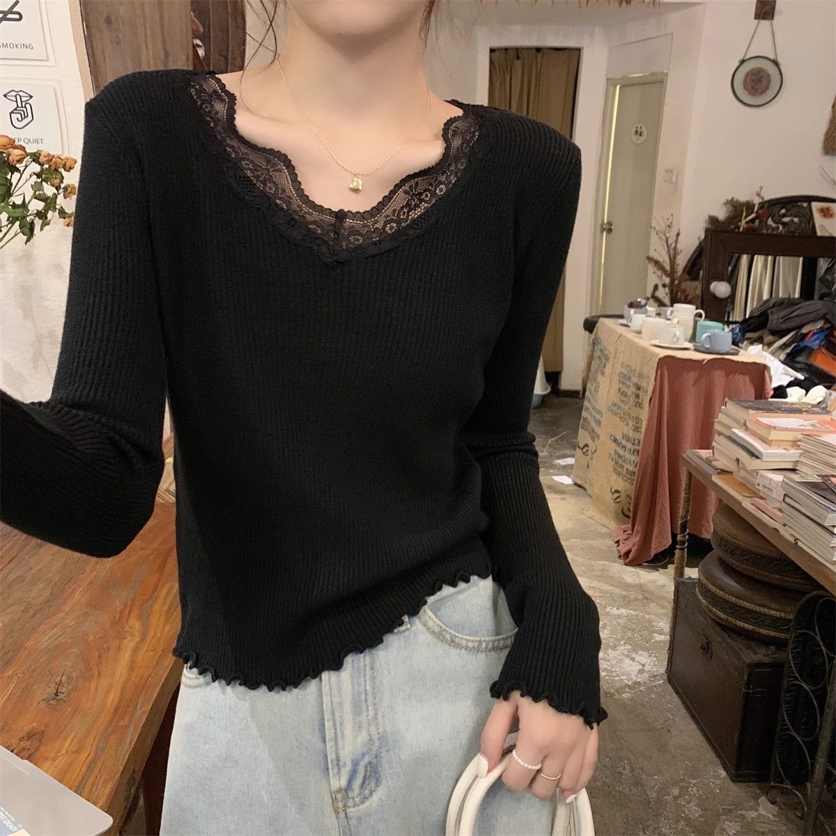 

Lace Patchwork Gentle Design Sweet Black Sweater Women s Autumn Slim Fit V-neck Inner Knit Top S