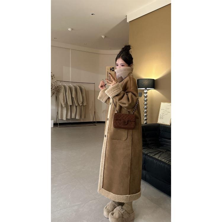 Vinter saueskinnsfrakk Dame Tykket lammepelsskinn Dobbeltsidig jakke