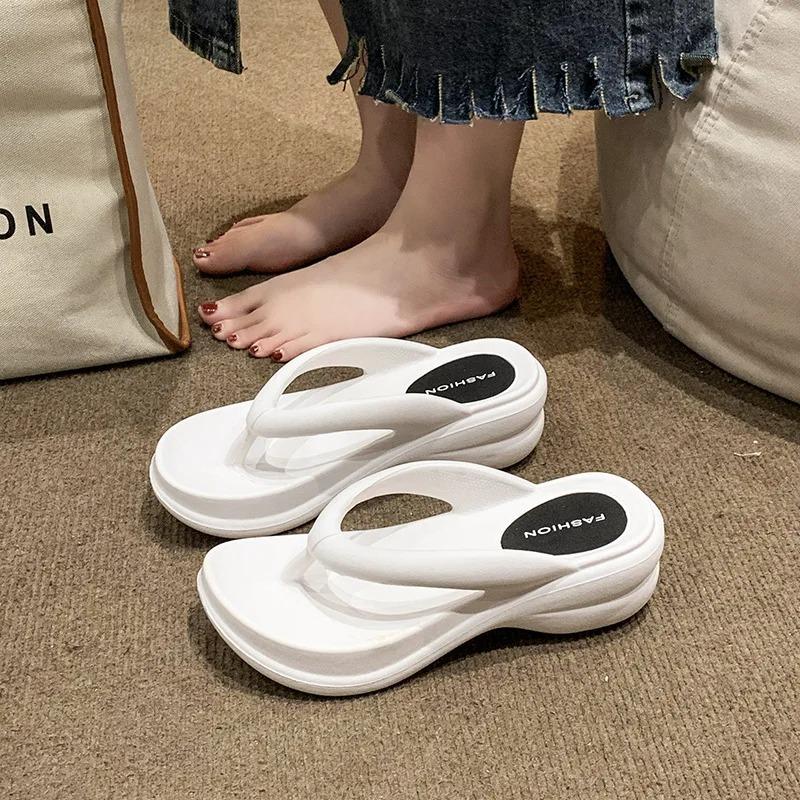 Soleist Thick Sole Wedges Flip Flops for Women 2025 Summer Non-slip Platform Sandals Woman Beach Slippers Girls Outdoor Flip Flops