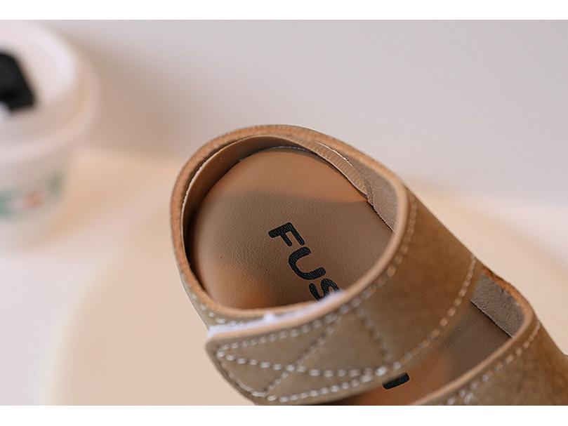 Anti-Collision Soft Bottom Closed-Toe Sandals for Toddlers, Unisex Baby Shoes, Suitable for Ages 1-3