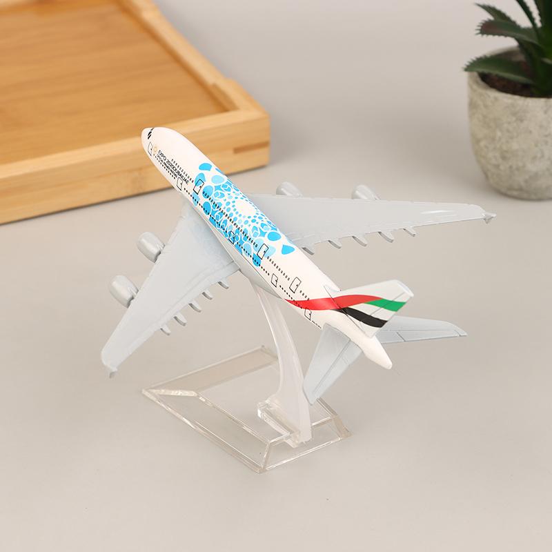 16Cm Alloy Aircraft Model Of Uae Expo Air  Airlines Airways Airplane Model Airplane Diecast Metal Planes Ornament