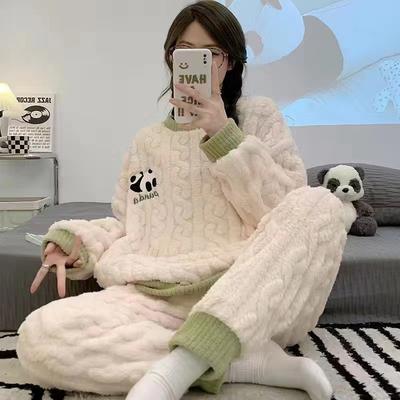 Long-sleeved Pajamas for Women In Winter Thickened Flannel Embroidered Warm and Sweet Cartoon Girl’s Home Clothes Set for Outside Wear