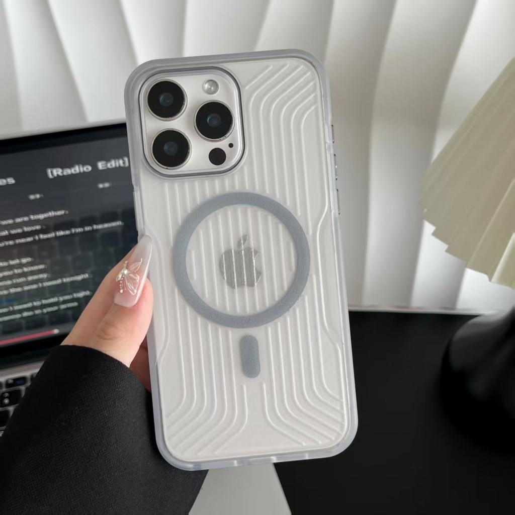 Semi-transparent Corrugated Anti-slip Frame Metal Button Magnetic Suction Phone Case Suitable for IPhone16Pro Anti-fall 15/14