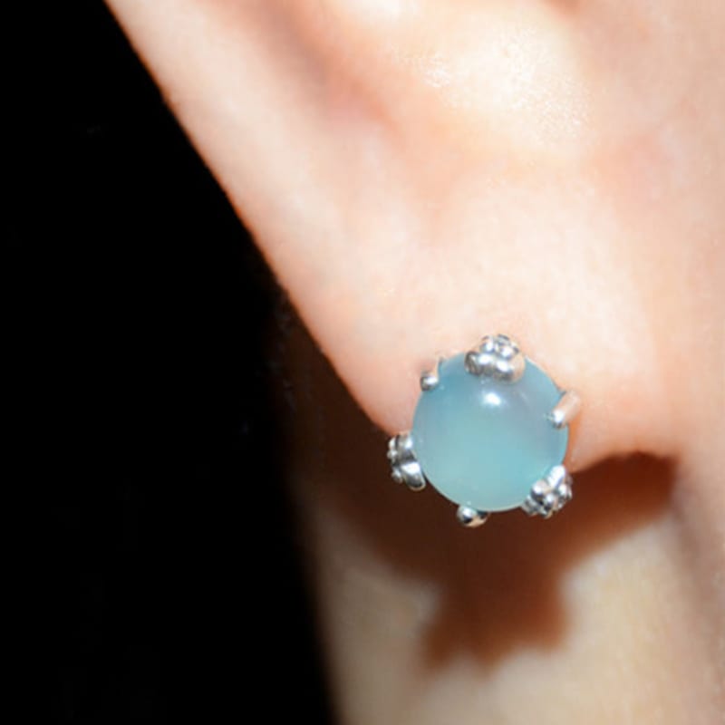 Martha dans le grenier carmella