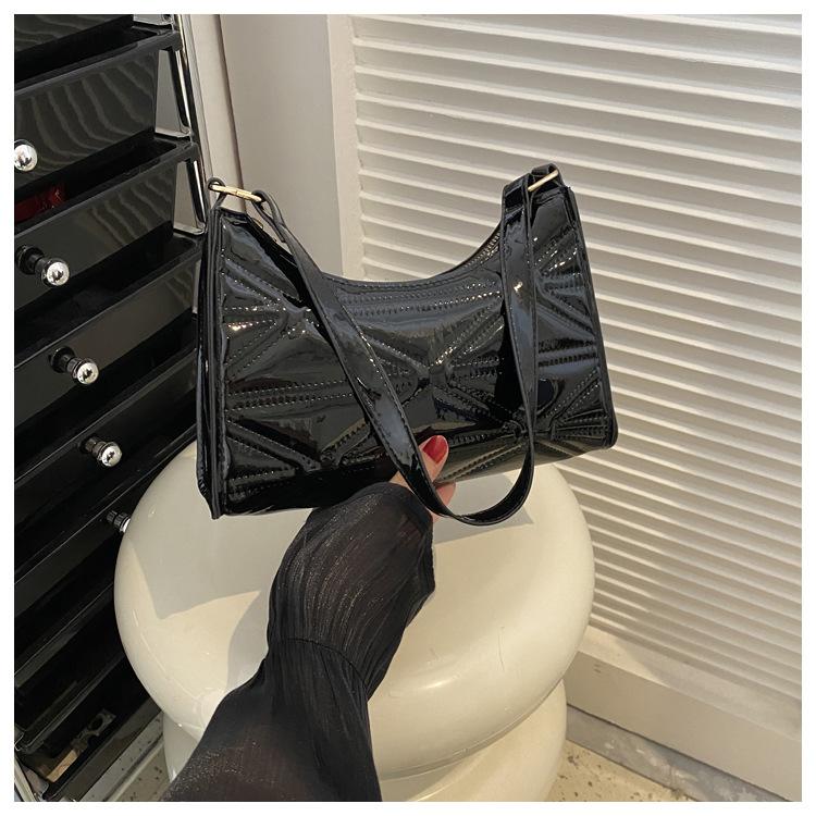 Women'S Bag Small Square Bag Versatile Shoulder Bag Foreign Style Armpit Bag Fashion Accessories Women'S Bag Tide