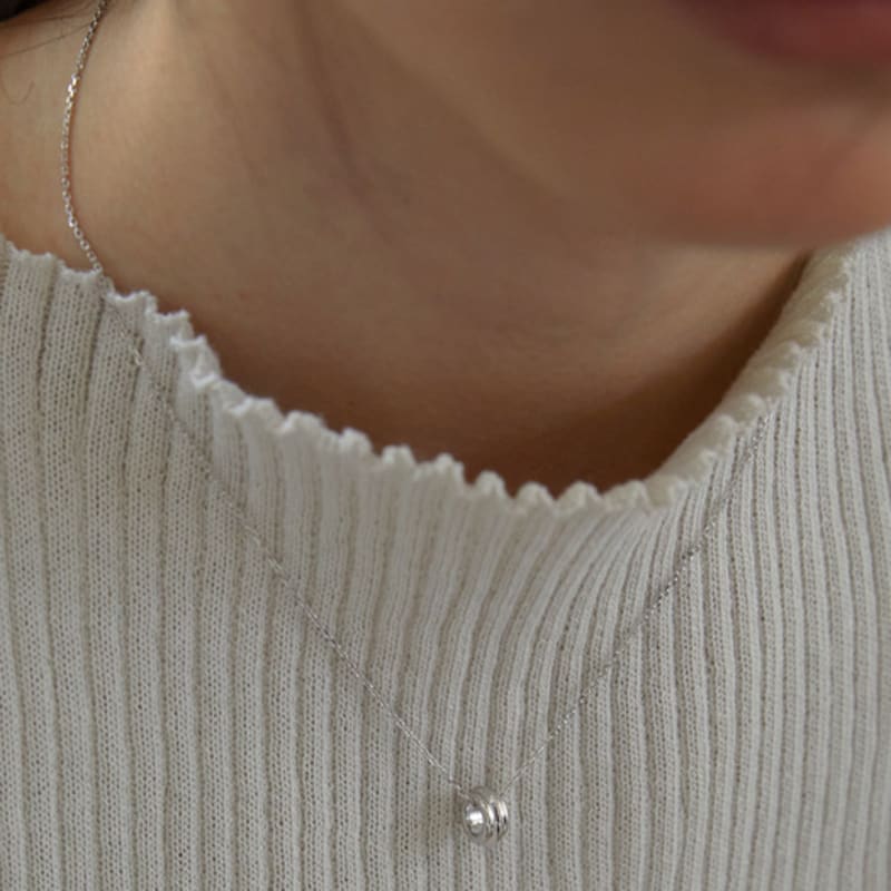 

byweekend Closer necklace silver