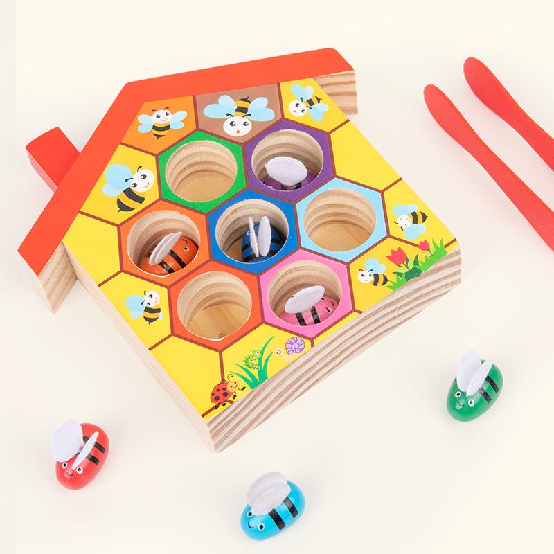 Montessori Bee Trap Game Wooden Bee House Clamp Bee to Hive Matching Game Color Sorting Puzzle Fine Motor Training Game for Kids