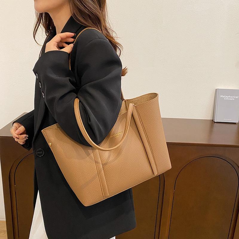 High-end Simple Tote Bag Women's New Autumn and Winter Fashion Shoulder Underarm Bag Large-capacity Commuter Bag