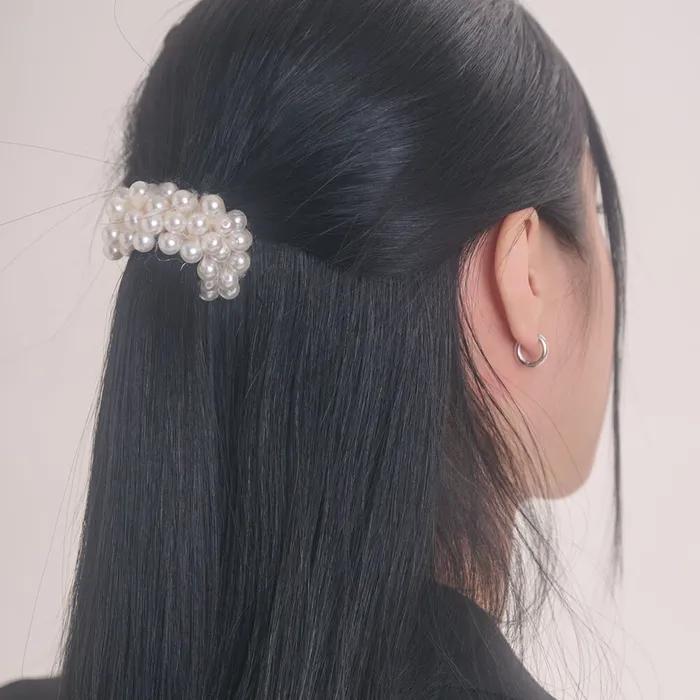 PEARL SCRUNCHIE (WHITE)