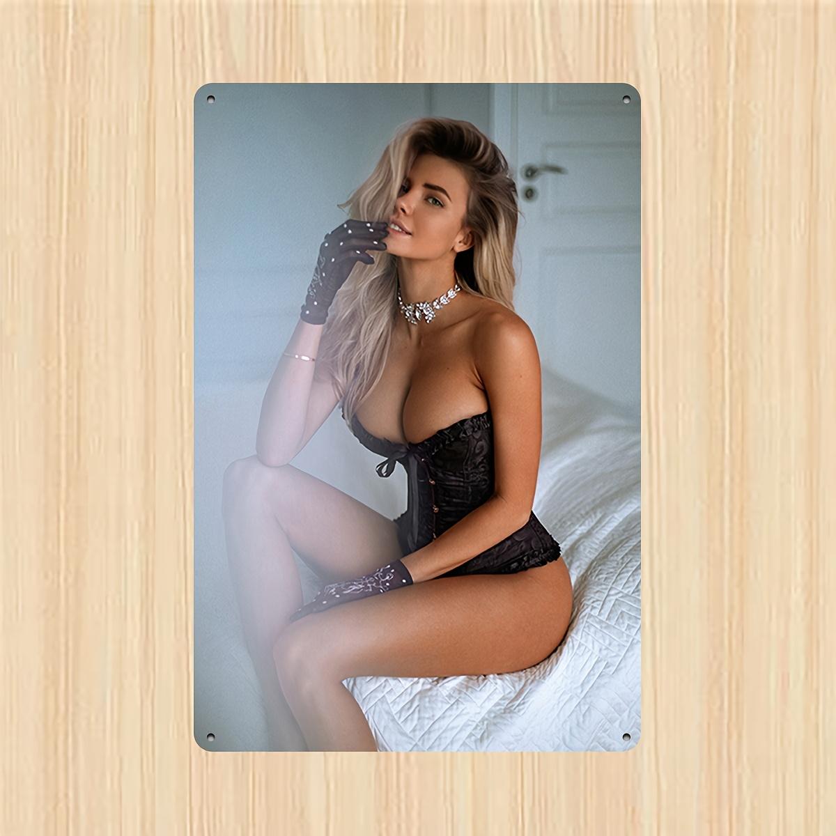 

Sexy hot model poster Metal Sign for Man Cave Shop Bar Decor Wall Decor for Home Cafes Office Diner Garage Kitchen 20x30cm（7.8x11.8inch）